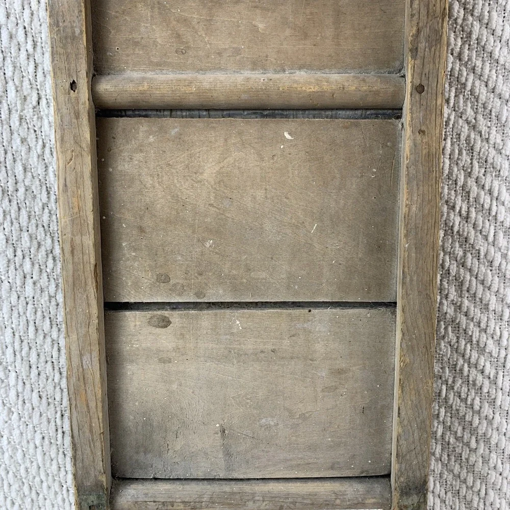 Vintage Washboard Wooden Laundry Farmhouse Wall Hanger Decor Possibly Antique?‎